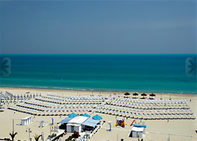 ITALY apartment on the beach GIULIANOVA (PESCARA/ANCONA)