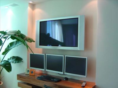 Hang LCD TV Mount Plasma TV Bracket Professional Service Rapid Respond