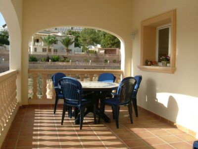 Detached holiday villa, 3 beds/2baths, private pool/gardens in quiet residential area
