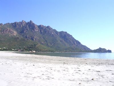 Eastern sardinia holiday apartment to let. sleeps 2.