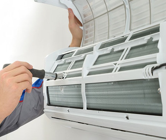 07801295368 Domestic Air Conditioning Fitter In Chorleywood, Croxley Green, Loudwater