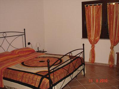 Eastern Sardinia holiday apartment to let. sleeps 4.