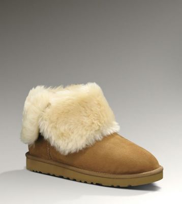 Australia Bailey Button Chestnut Sheepskin Boot at www.lelesale.com