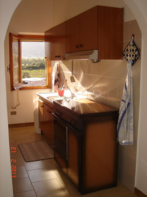Eastern Sardinia holiday apartment 300meters from the beach.sleeps 4.
