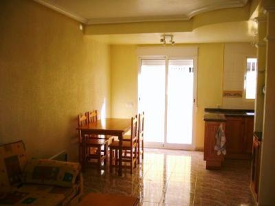 Pretty, inexpensive 2 bedroomed house on secure gated complex with pool near Salt Lakes