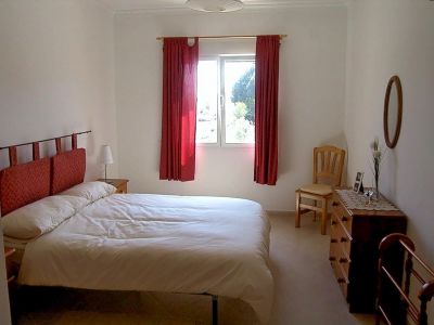 Detached holiday villa, 3 beds/2baths, private pool/gardens in quiet residential area