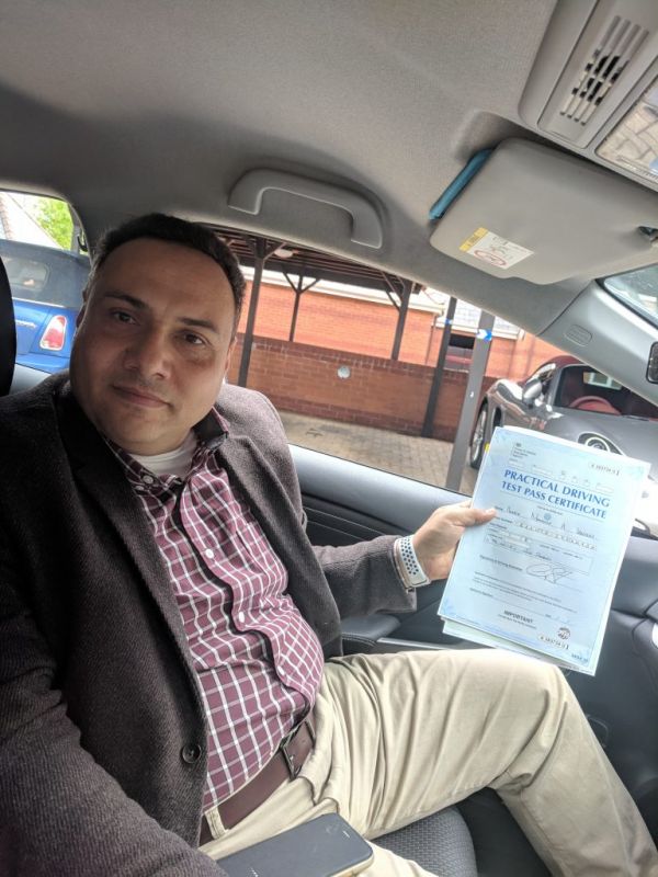 Find Cheap Driving School in Manchester for Driving Lessons