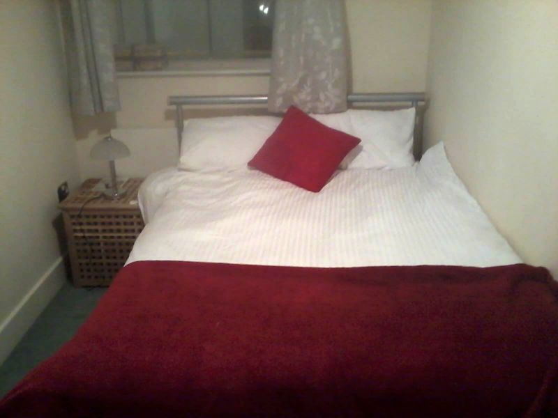 Lovely Penthouse apartment for short term or holiday rental in city centre location