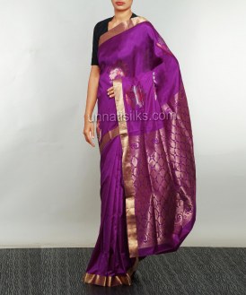 Online shopping for elegant meganta color saris by unnatisilks