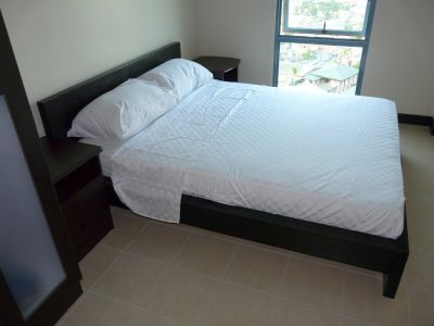 Flat for rent in Tivoli Garden Residences, private adsl internet, credit card boooking, check-in 24h