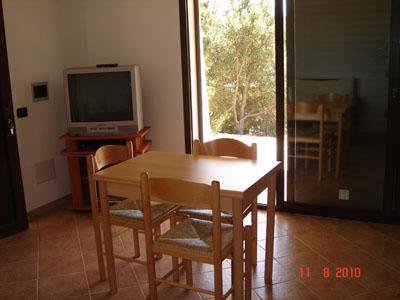 Eastern Sardinia holiday apartment to let. sleeps 4.