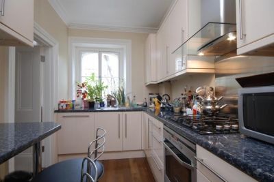 EXOTIC ONE BEDROOM FLAT FOR RENT IN BRIGHTON