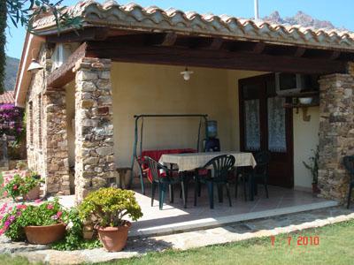 Eastern Sardinia detatched villa close to sea, sleeps 6.