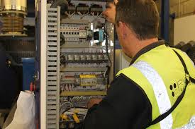 07801295368 emergency plumbers London West Kensington W14 gas engineer 