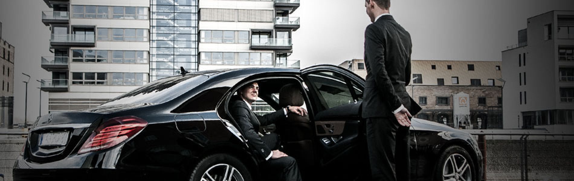 Leading chauffeur cars and taxi company in London