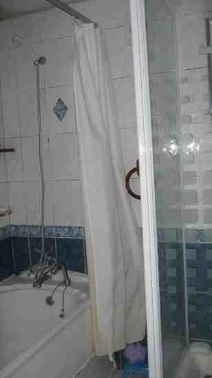 Three Double rooms for single female or two females