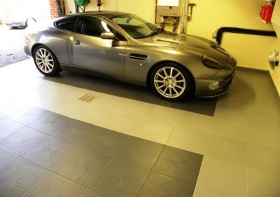 Buy garage floor paint, tarmac paint, garage floor tiles through Vuba