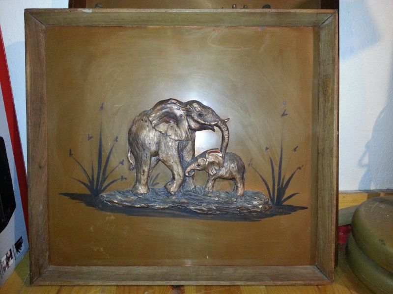 Wall Decoration of Giraffe and Elephant with 3D effect