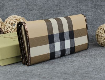 Buy New Arrivals in Leather Wallets For Men here