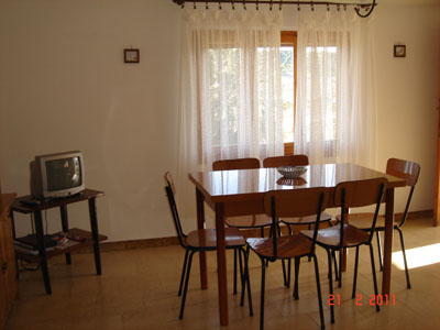 Eastern Sardinia holiday apartment 300meters from the beach.sleeps 4.