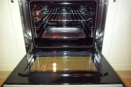 Reliable residential / office cleaners available all over London - all cleaning types