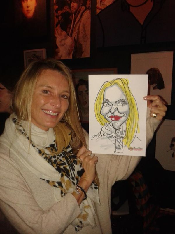 Caricaturist Entertainment at Parties
