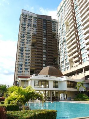 Flat for rent in Tivoli Garden Residences, private adsl internet, credit card boooking, check-in 24h