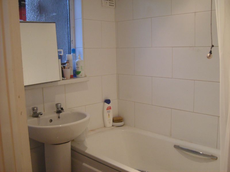 Big size Single room or Medium size Double room for 1 or 2 persons