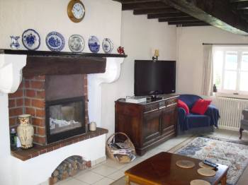 Large renovated and recently redecorated house in Burgundy 