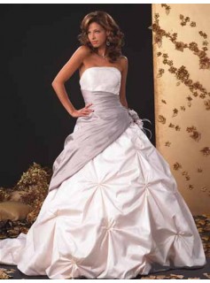 Fashionable and desirable clothes industry- the SMC Fashion